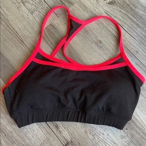 Road Runner black & pink sports bra size small
